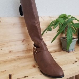 Women's Material Girl Boots, Capri, Unused grt Cnd